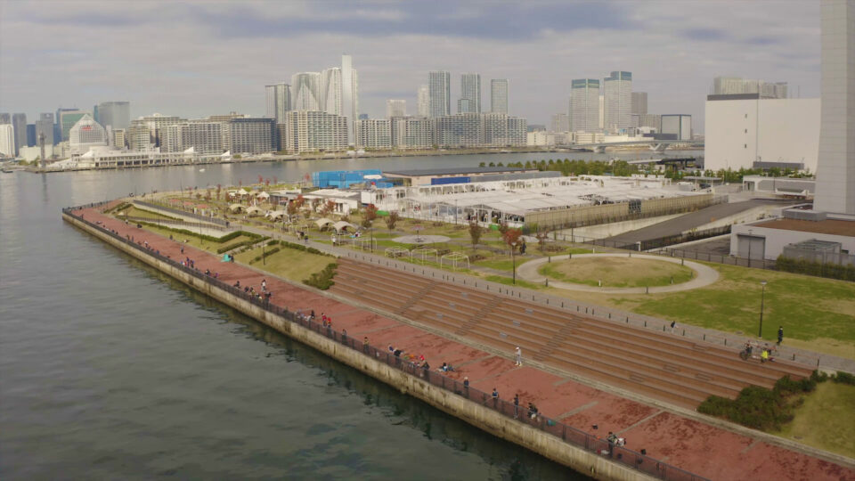 豊洲市場ドローン東京湾